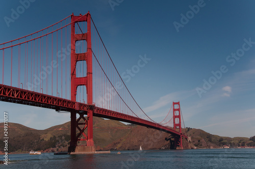 Fototapeta Naklejka Na Ścianę i Meble -  Golden Gate Bridge 01