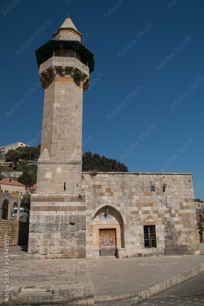 Small mosque in Deir al-Qamar, Lebanon, Middle East