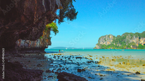 Thailandia Railay beach bassa marea