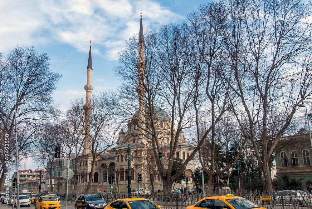 Φωτογραφία Istanbul, Turkey, 29 January 2019: Nusretiye Mosque, Sultan II Mahmut 1826, Architect Kirkor Balyan, Tophane, Beyoglu district
