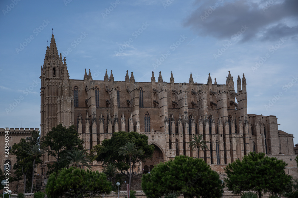 Kathedralen-La Seu, Royal Palace, La Almudaina in Palma de Mallorca, known places in Palma de Mallorca, 