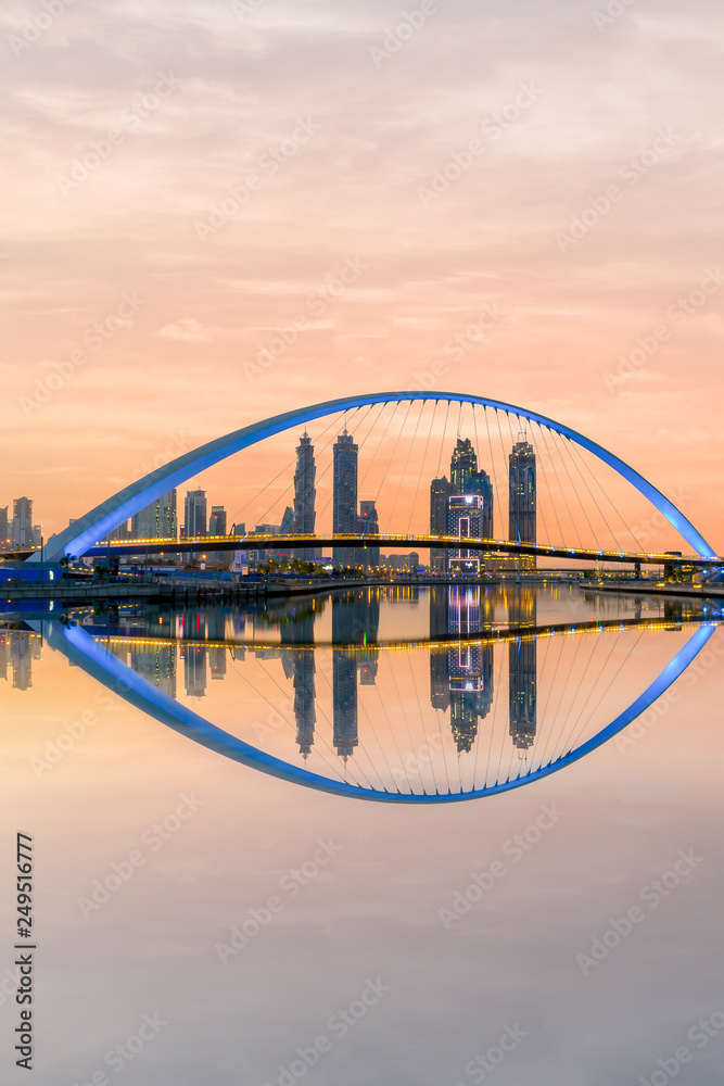 Obraz premium dubai water Canal Sunrise