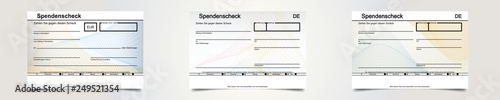 Set aus Spendenschecks mit abstrakten Mustern