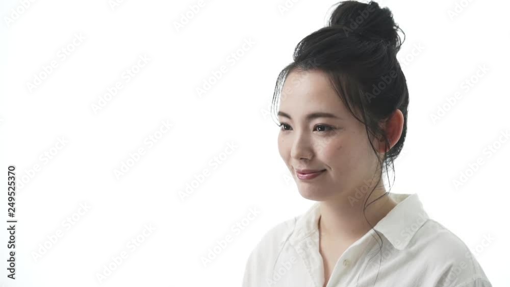 笑顔の女性 笑顔の女性