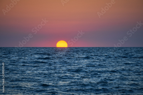 Fototapeta Naklejka Na Ścianę i Meble -  Sunset on sea