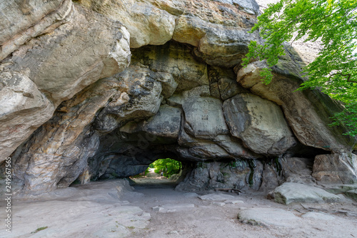 Felsentor Kuhstall am Malerweg in der sächsischen Schweiz photo