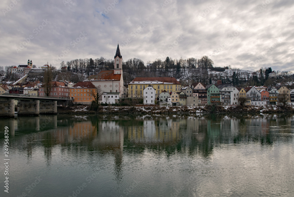 Blick über die Inn in Passau, Niederbayern, Bayern, Deutschland 