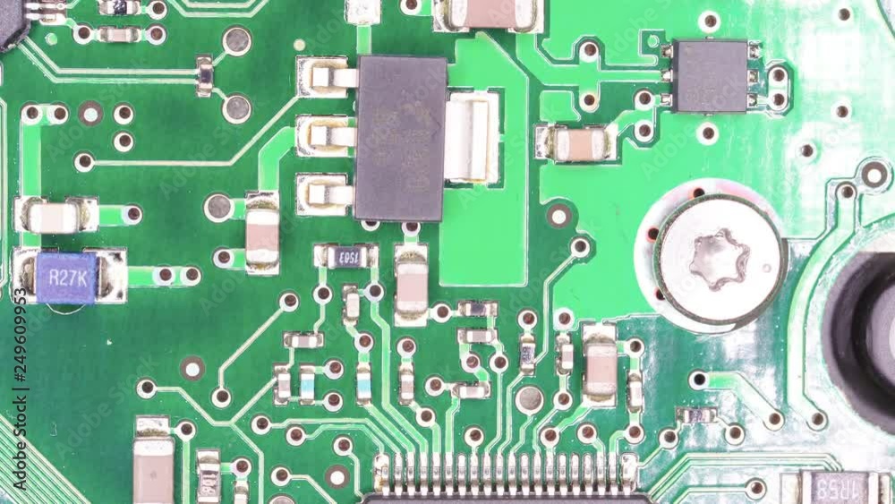 22608_Macro_shot_of_the_small_transistors_and_capacitors.mov 22608_Macro_shot_of_the_small_transistors_and_capacitors.mov