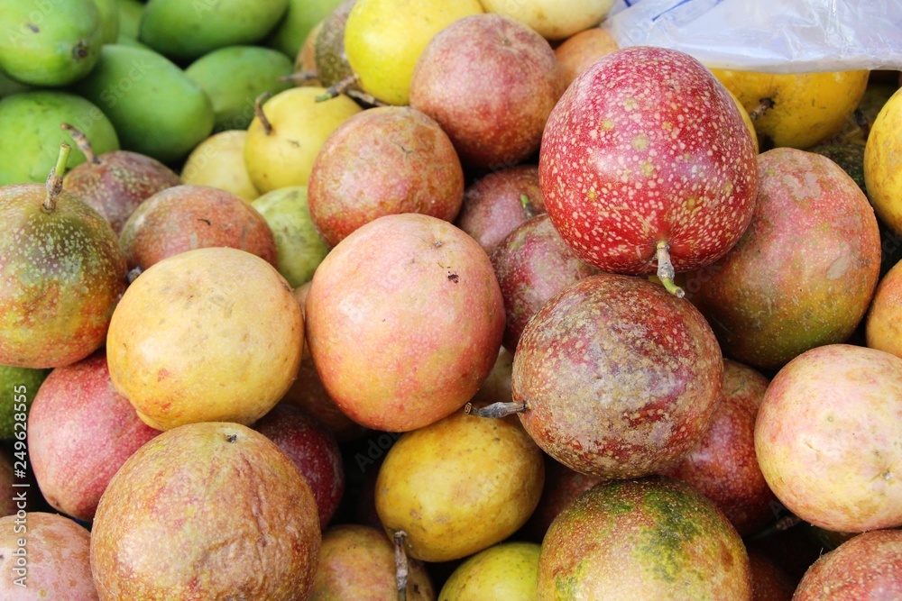 Passion fruit is delicious at street food Passion fruit is delicious at street food