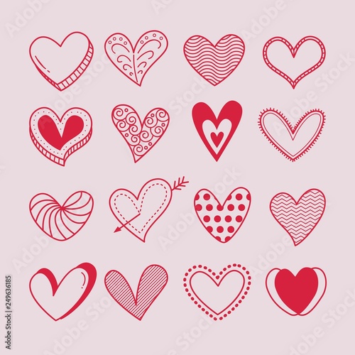 Set of doodle heart