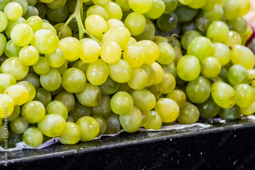 Raisin blanc sur un marché Raisin blanc sur un marché
