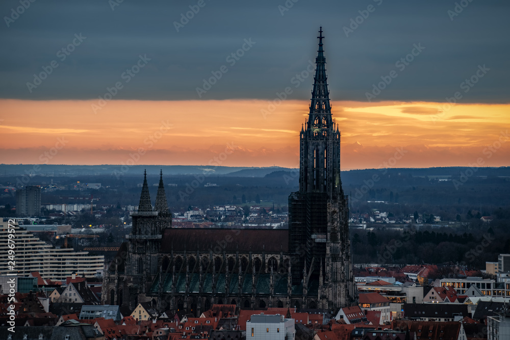 Ulm mit Münster in der Nacht