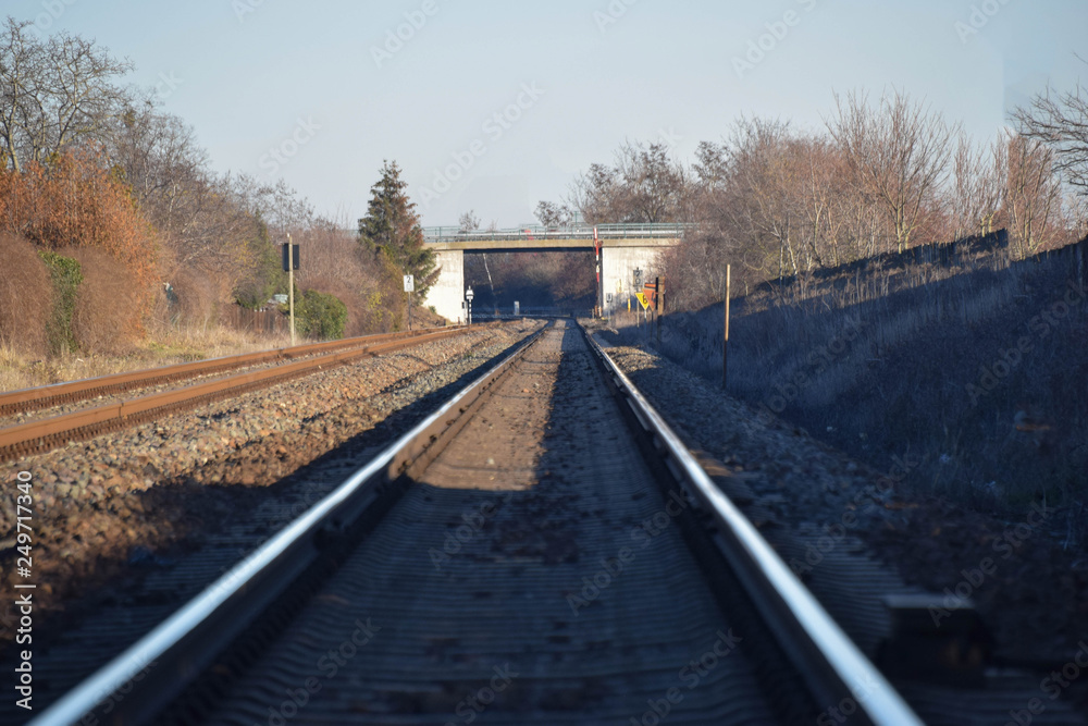 Eisenbahnschienen, Schienen, Bahn, Zug, Weg, Strecke, Brücke Eisenbahnschienen, Schienen, Bahn, Zug, Weg, Strecke, Brücke