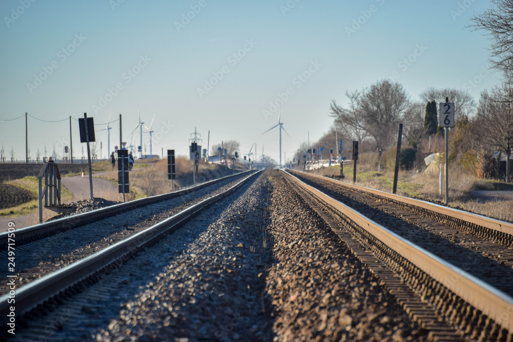 Naklejka premium Eisenbahnschienen, Schienen, Bahn, Zug, Weg, Strecke, Sommer