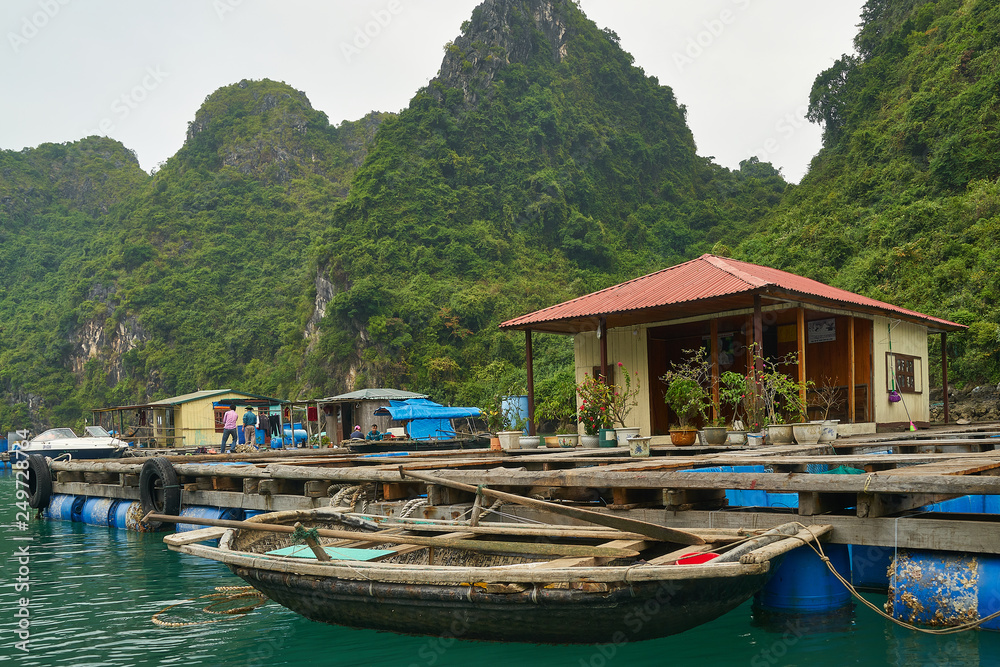 Halong Bay Vietnam 4