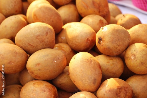 Sapodilla fruit is delicious at street food