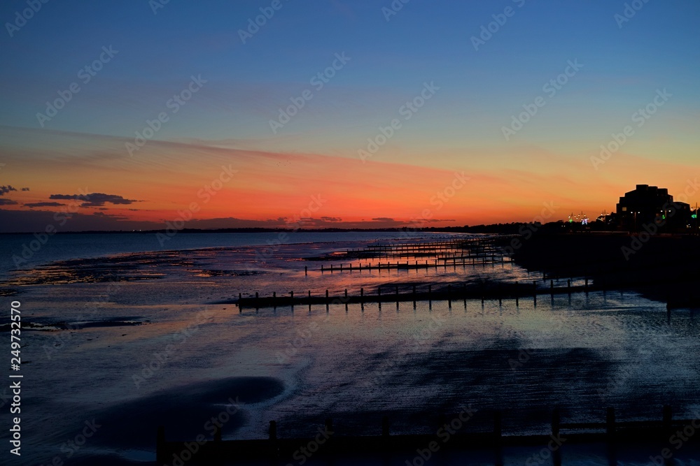Obraz premium sunset on Bognor Regis beach, England