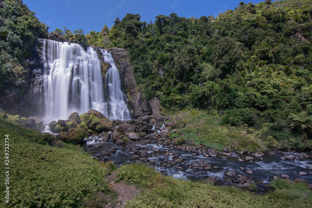 Obraz premium Marokopa falls