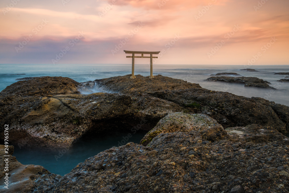 Torii gate and the ocean Torii gate and the ocean