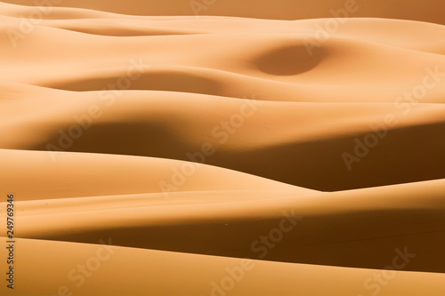 Dunes Waves Tele no sky © Taras Vyshnya