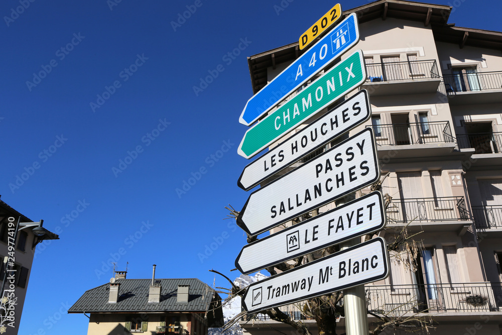 D902. A40. Chamonix. Les Houches. Passy. Sallanches. Le Fayet. Tramway du Mont-Blanc. / D902. A40. Chamonix. Les Houches. Passy. Sallanches. Le Fayet. Tramway du Mont-Blanc. D902. A40. Chamonix. Les Houches. Passy. Sallanches. Le Fayet. Tramway du Mont-Blanc. / D902. A40. Chamonix. Les Houches. Passy. Sallanches. Le Fayet. Tramway du Mont-Blanc.