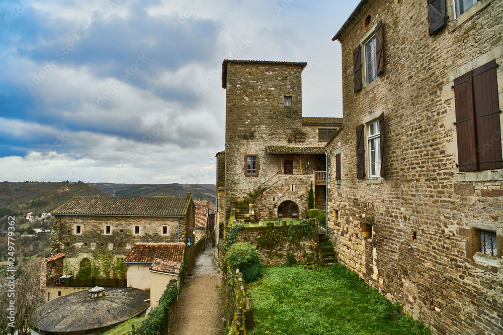 Obraz premium Cordes Sur Ciel, the medieval village of South of France