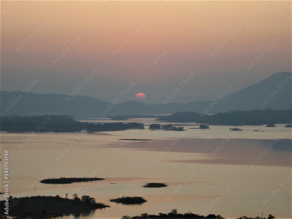 Naklejka premium Bye Bye Sun