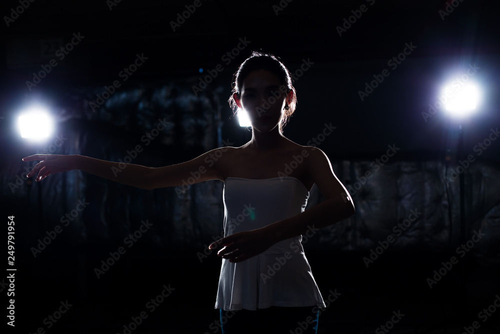 Light dance exercise hot sale