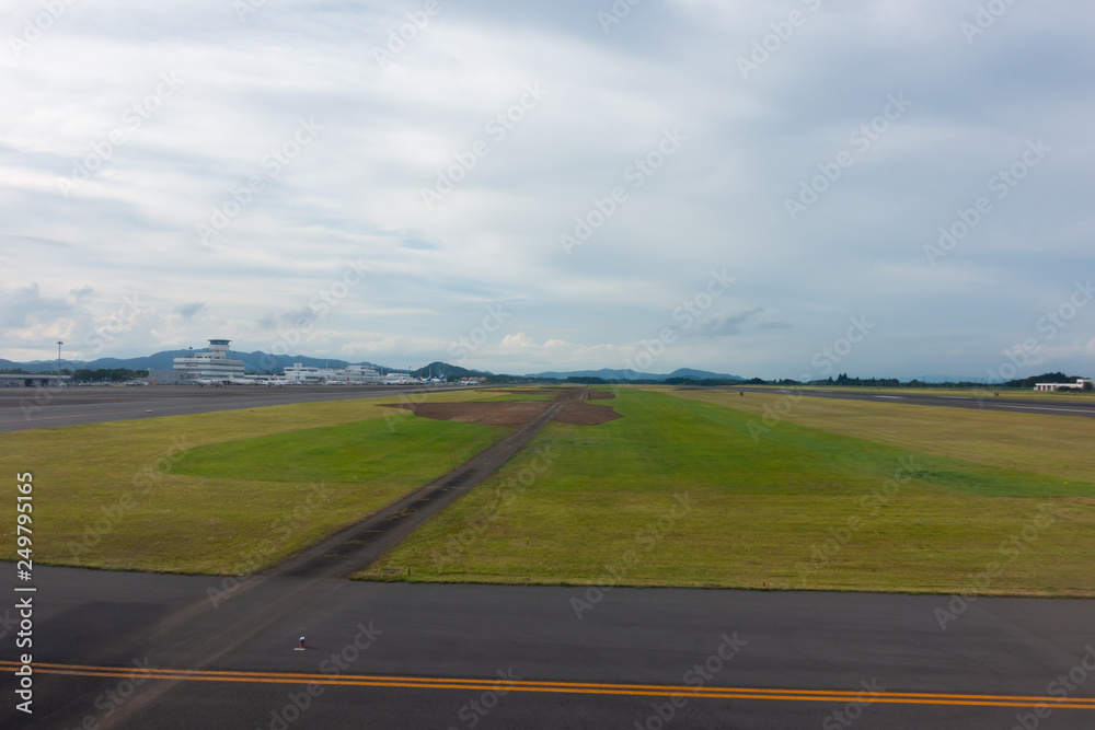 離陸・鹿児島空港 / Take off from KOJ, Kagoshima Airport