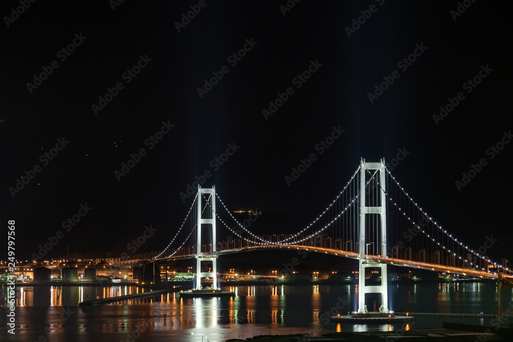 白鳥大橋の夜景 / 北海道室蘭市の風景