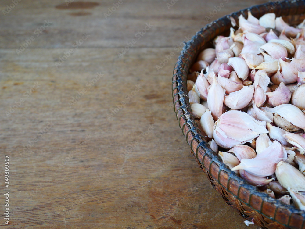 organic garlic on wood background,Chinese garlic