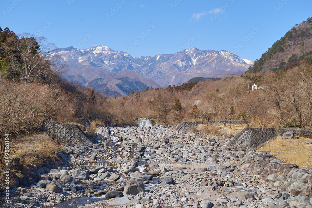 女峰山と稲荷川03 女峰山と稲荷川03