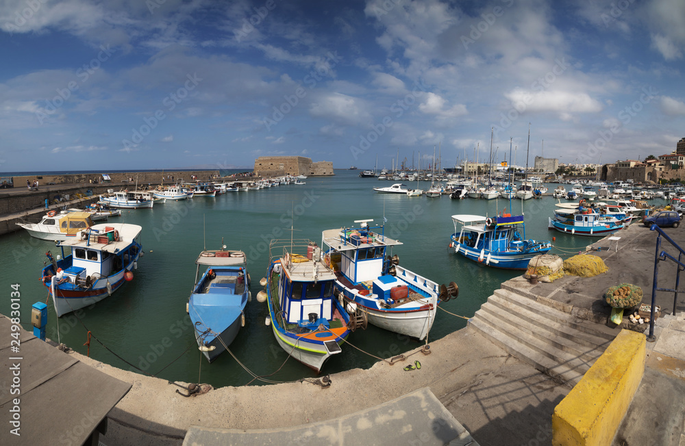 Obraz premium Sea berth in Heraklion.