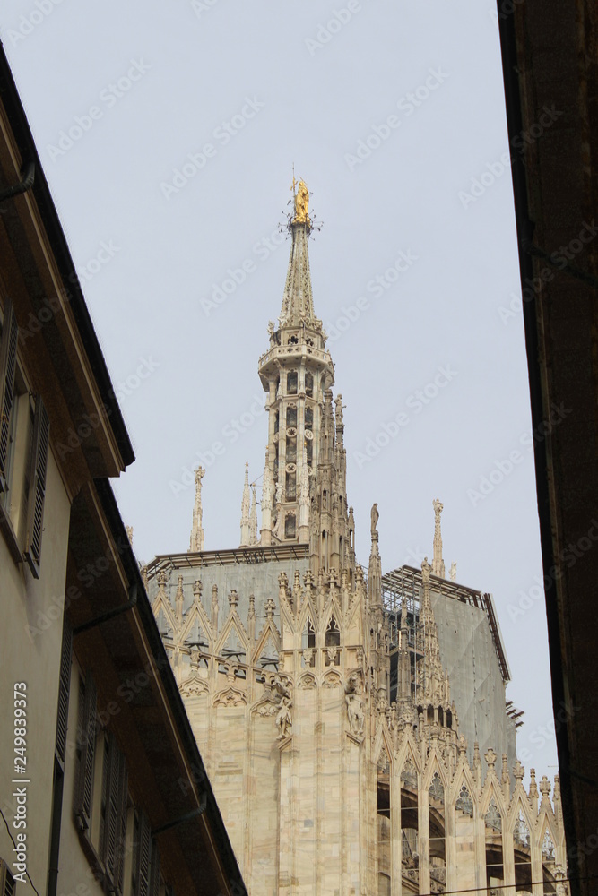 Madonnina dorata del Duomo di Milano