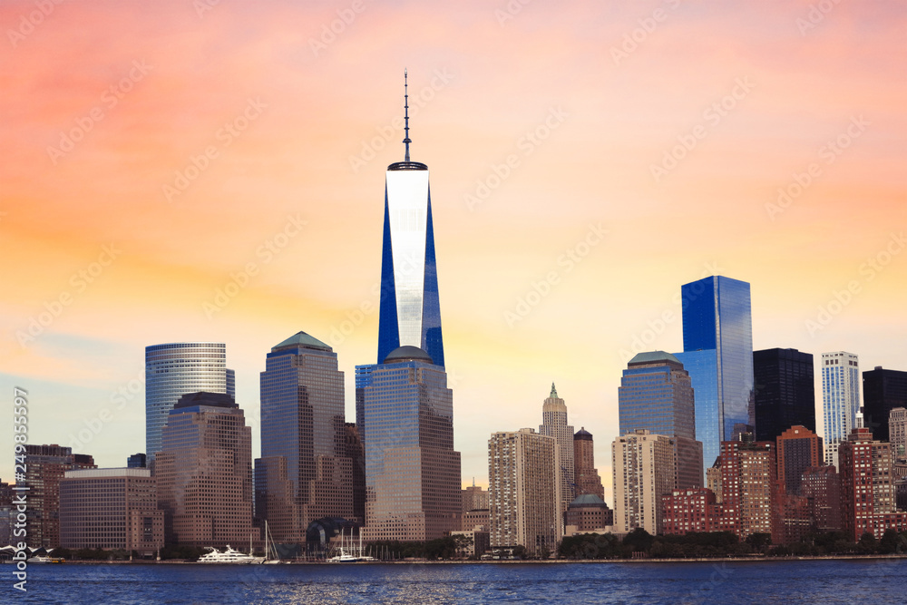 Obraz premium View on New York City from Hudson river on sunset .USA