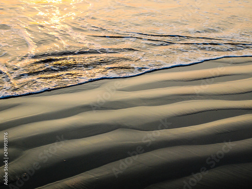 beach waves