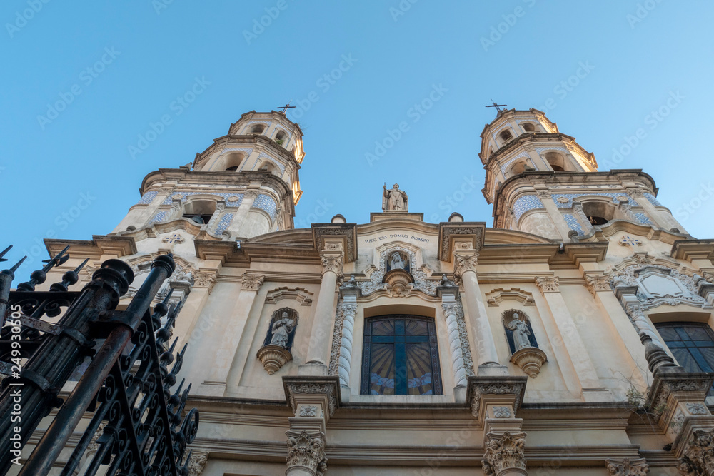 Iglesia de San Pedro Telmo, barrio de San Telmo, Buenos Aires, Argentina  foto de Stock | Adobe Stock