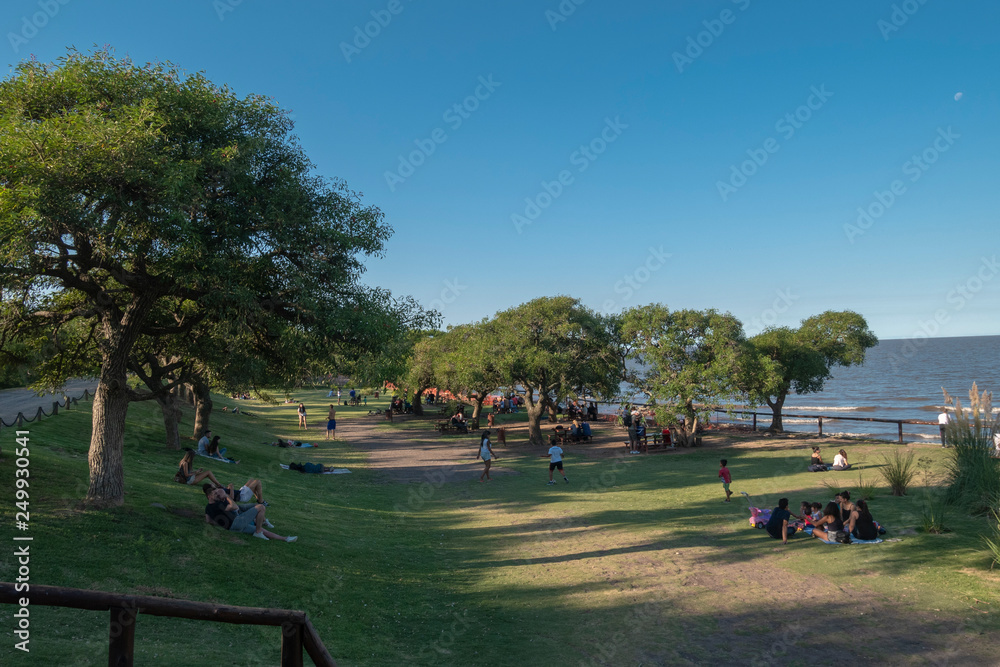 REserva Ecológica sobre el Río de la PLata, barrio de Puerto Madero, Buenos  Aires, Argentina foto de Stock | Adobe Stock