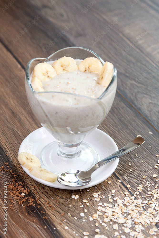 Oatmeal porridge with banana Oatmeal porridge with banana