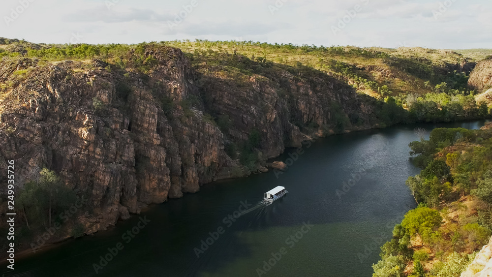 tour boat sails up katherine gorge in nitmiluk national park