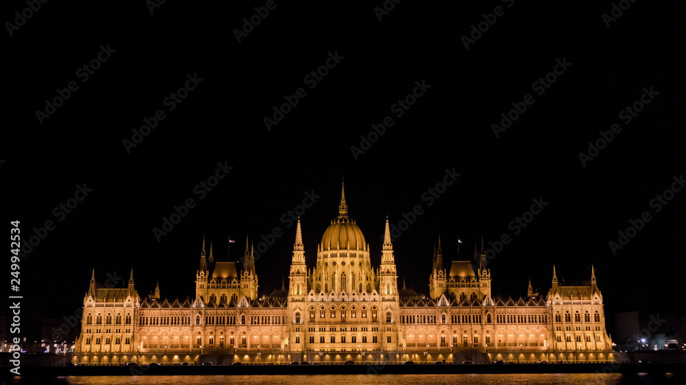 Hungarian parliament 