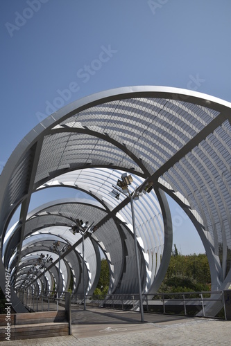 Cuadro en lienzo Arganzuela footbridge, Madrid, Spain.