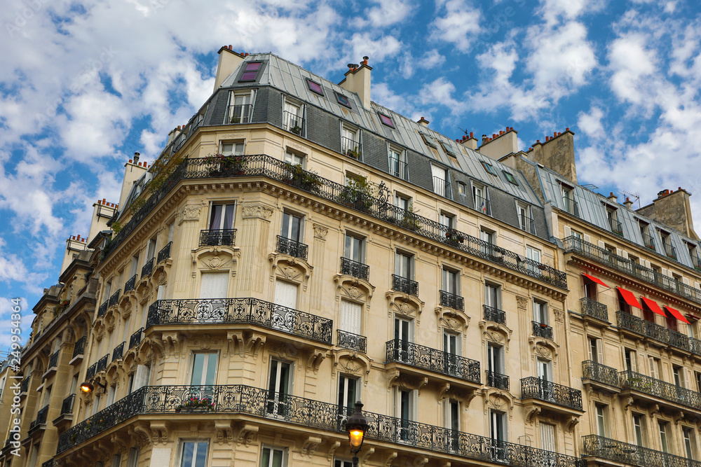 Living building in Paris