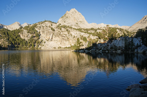Fototapeta Naklejka Na Ścianę i Meble -  Lower Lamarck Lake Reflection