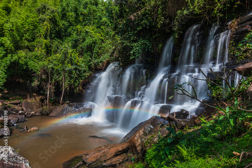 Fototapeta Naklejka Na Ścianę i Meble -  Tad-Pla-Kang waterfall, Beautiful waterfall in Chattrakan nationalpark  Pitsanulok province, ThaiLand.
