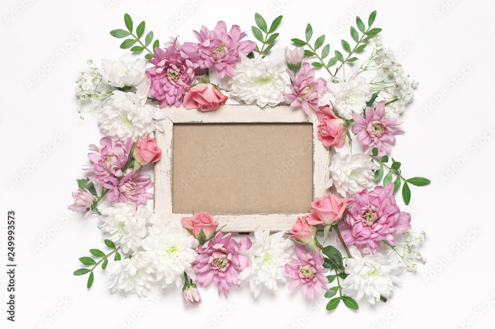 Obraz premium Romantyczny kwiatowy tło