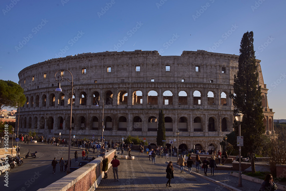 Colosseo - Anfiteatro Roma