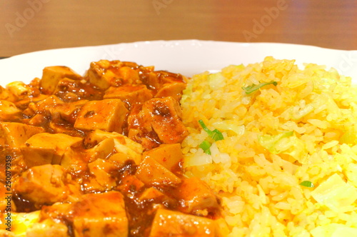 麻婆豆腐チャーハン