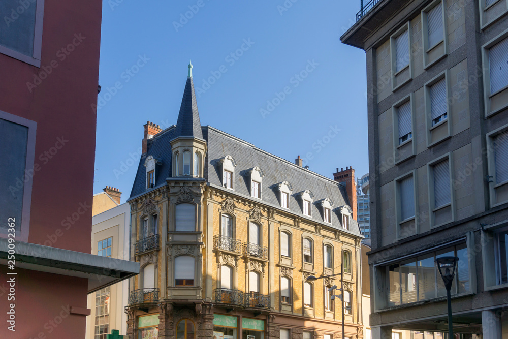 Obraz premium MULHOUSE,FRANCE - Jun 16, 2017: Street view of downtown in Mulhouse city, France.