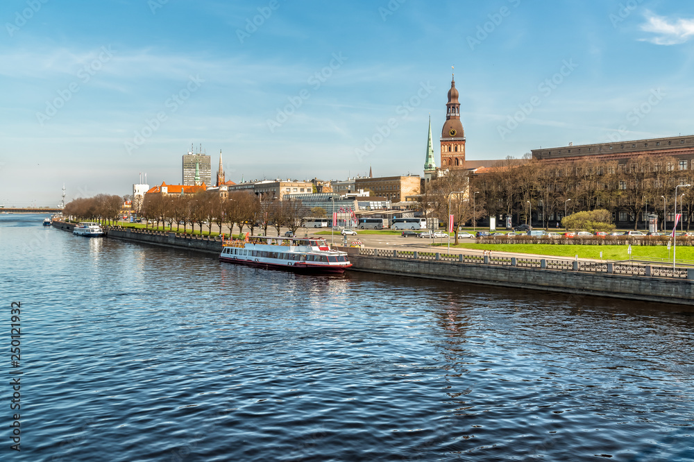 Obraz premium View of Old Town Riga from Daugava river side, Latvia